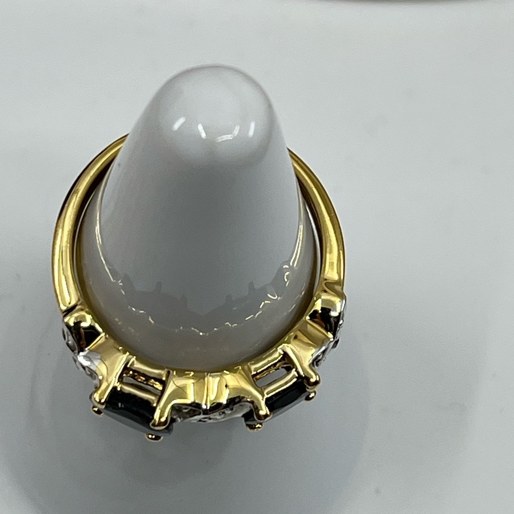 Vintage Black Onyx & CZ Accent Ring - Gold Over Sterling Silver (Size 6.75) - Picture 16 of 17